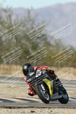 media/Dec-01-2025-Moto Forza (Mon) [[2daa91e15f]]/2-Intermediate Group/Session 3 (Turn 3)/